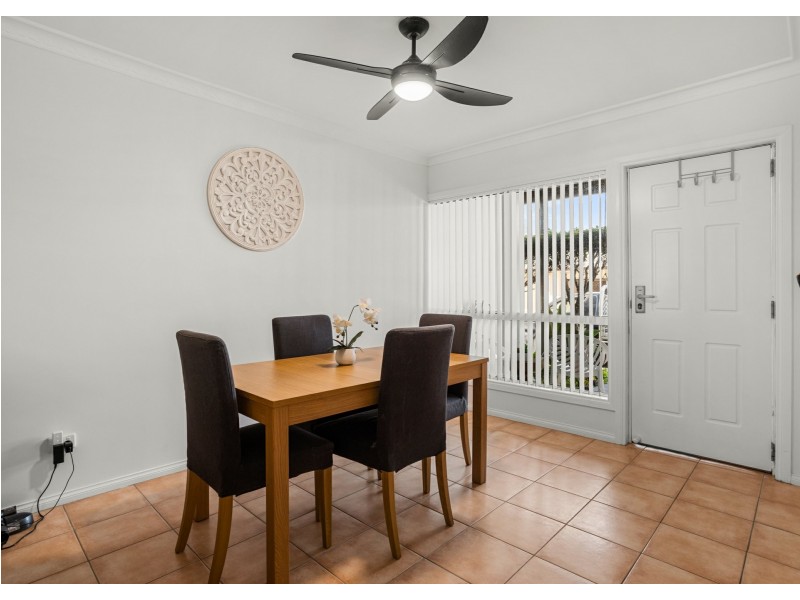 3/32 Lewis Street, Old Bar NSW 2430