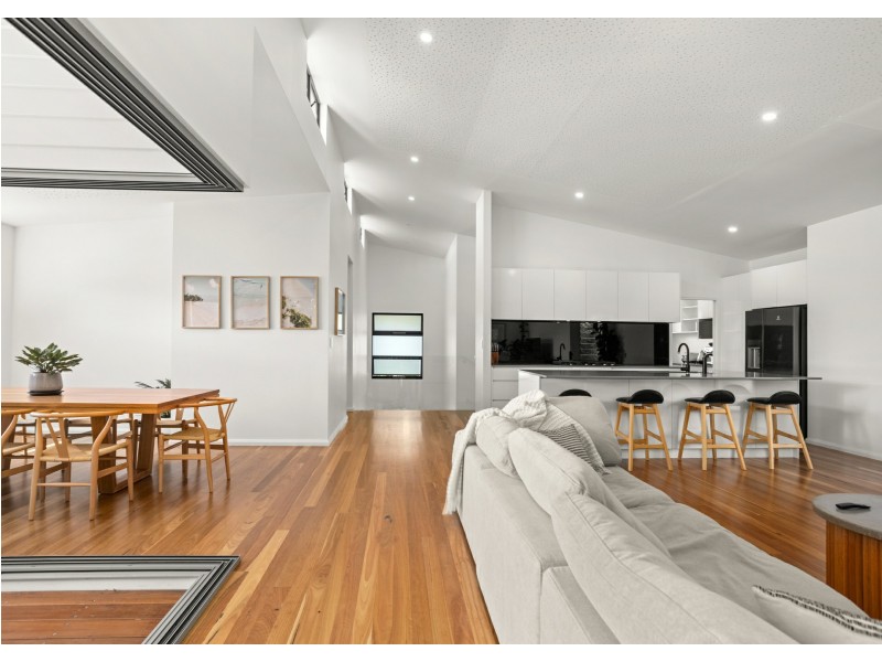 1 Clerke Street, Old Bar NSW 2430