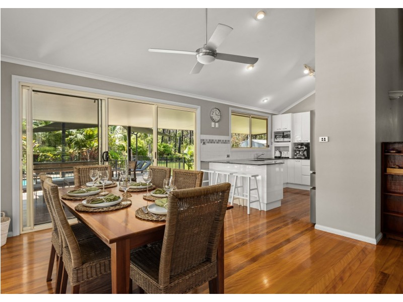 34 Kolinda Drive, Old Bar NSW 2430