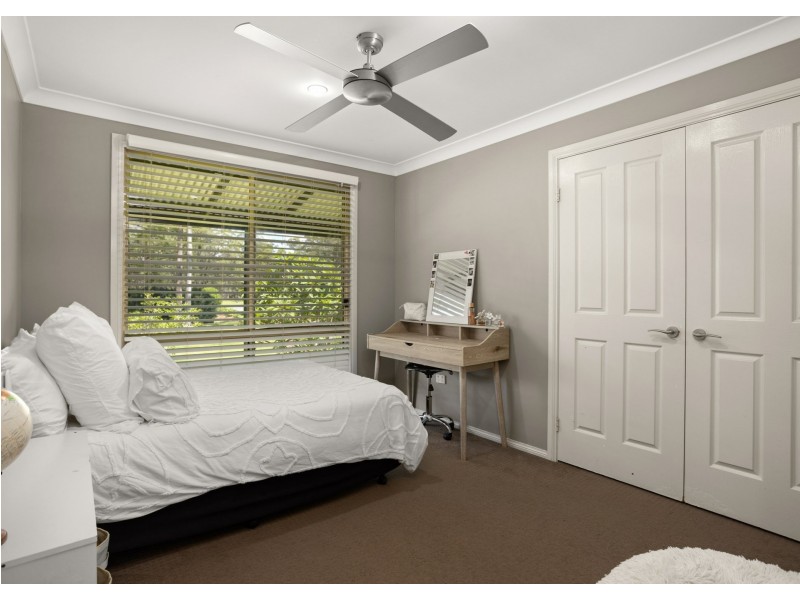34 Kolinda Drive, Old Bar NSW 2430