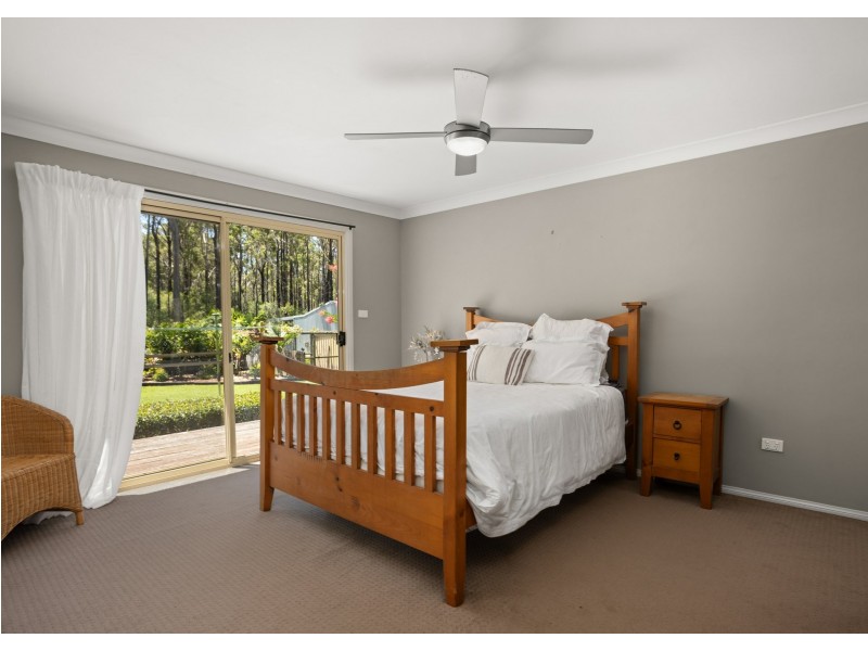 34 Kolinda Drive, Old Bar NSW 2430