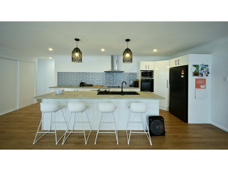 5 Farleigh Street, Old Bar NSW 2430