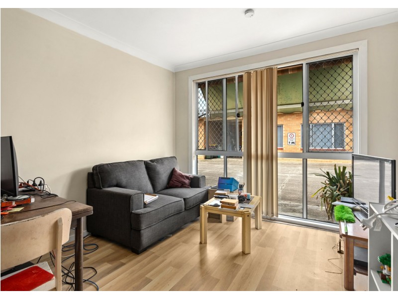 3/39-41 Old Bar Road, Old Bar NSW 2430