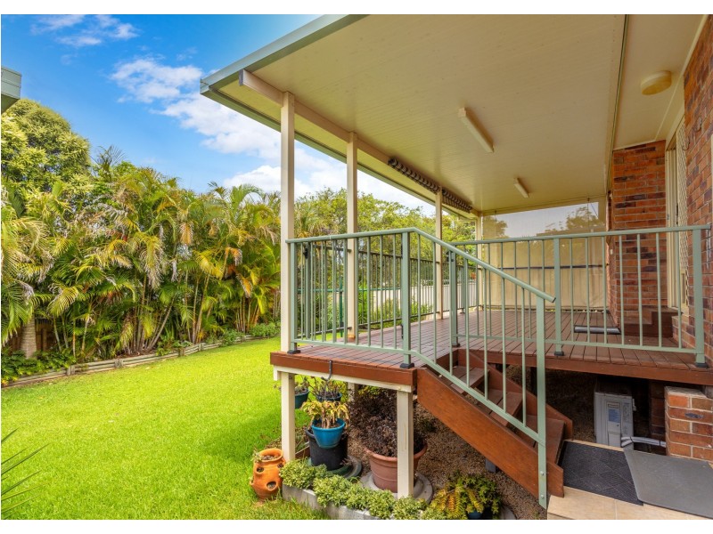 20 Carrabeen Drive, Old Bar NSW 2430