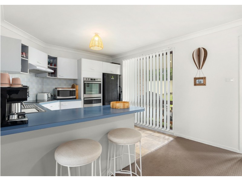 7 Kestrel Avenue, Old Bar NSW 2430