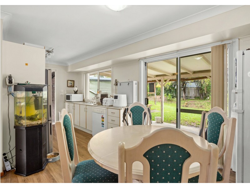 107 Waterman Street, Old Bar NSW 2430