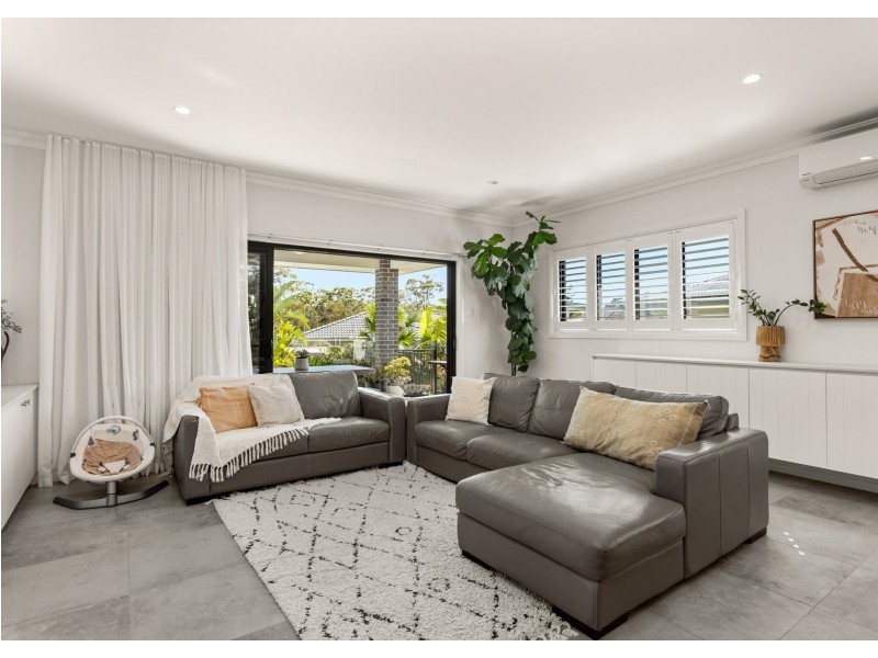 7 Kadungle Close, Wallabi Point NSW 2430