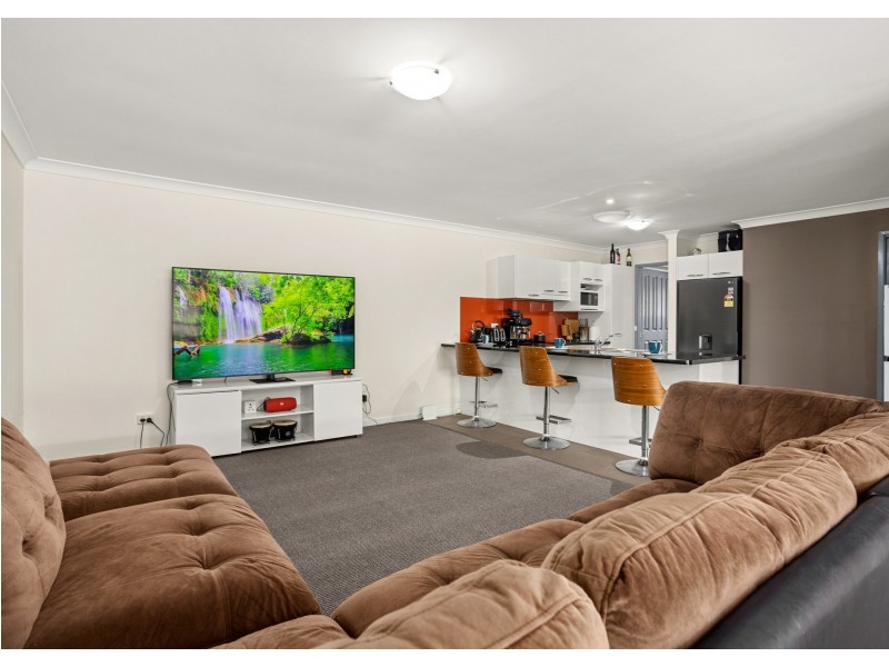 2 Greenbank Way, Old Bar NSW 2430