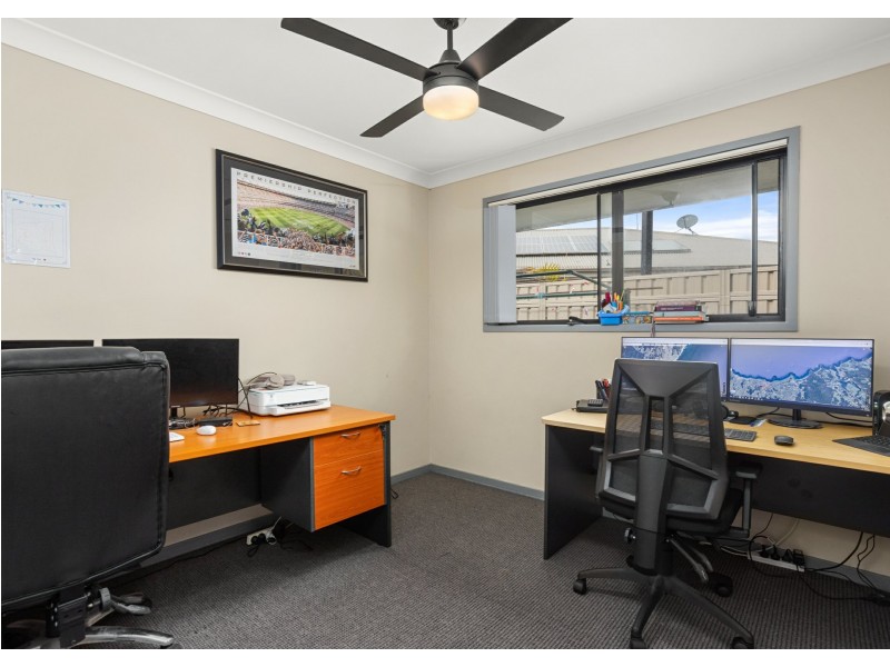 2 Greenbank Way, Old Bar NSW 2430