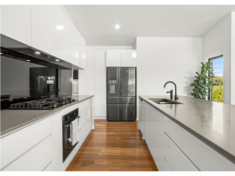 1 Clerke Street, Old Bar NSW 2430