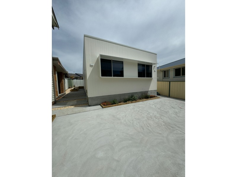 3A Medowie Road, Old Bar NSW 2430