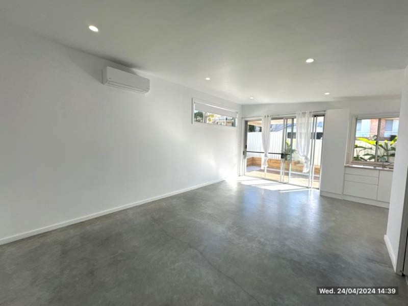 3A Medowie Road, Old Bar NSW 2430