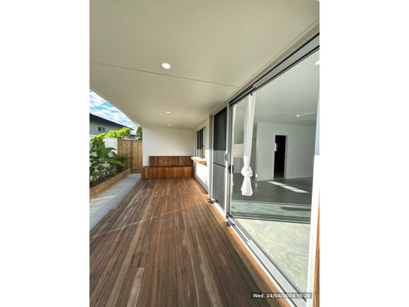 3A Medowie Road, Old Bar NSW 2430