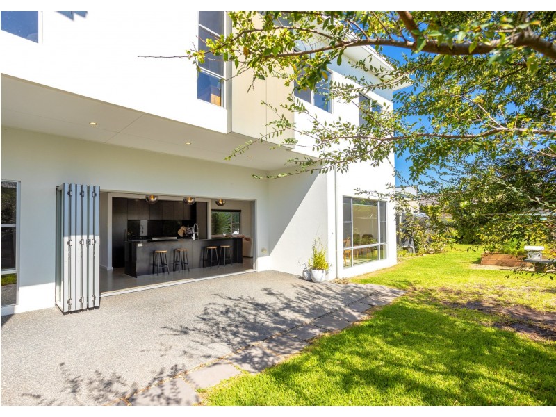 9 Shantull Drive, Wallabi Point NSW 2430