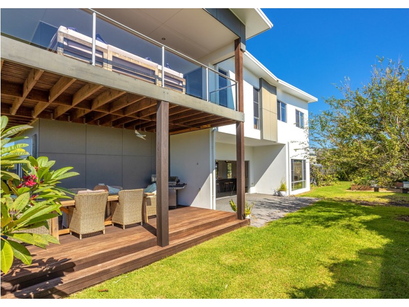 9 Shantull Drive, Wallabi Point NSW 2430