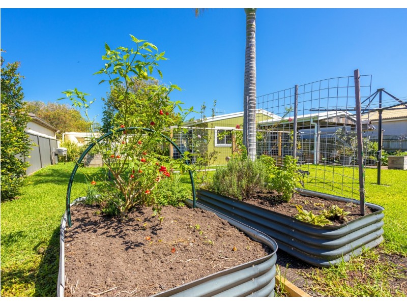 21 Richardson Street, Old Bar NSW 2430
