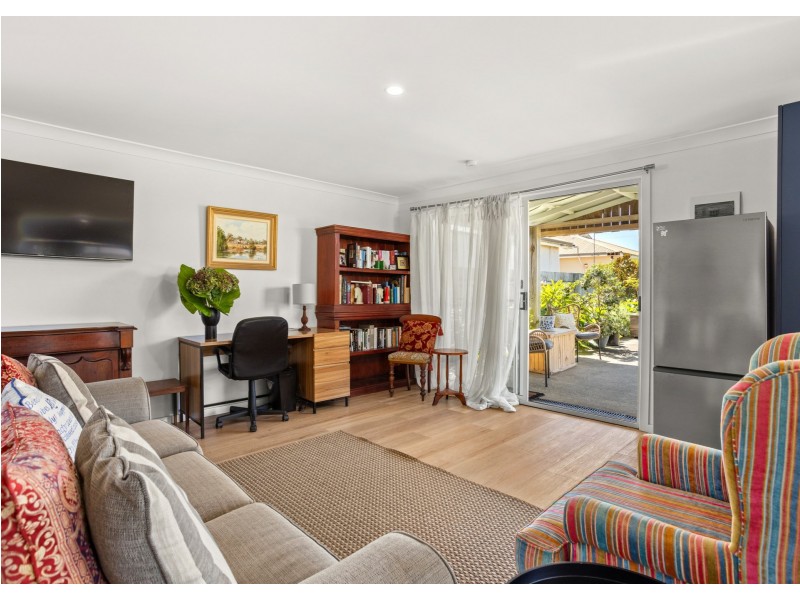 21 Richardson Street, Old Bar NSW 2430