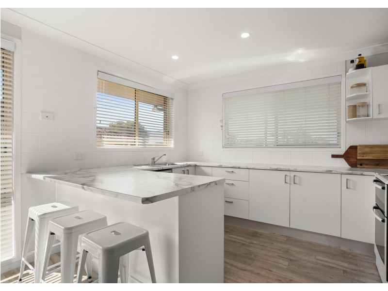 1/91 Old Bar Road, Old Bar NSW 2430