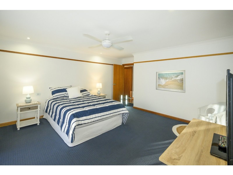 23 Clerke Street, Old Bar NSW 2430