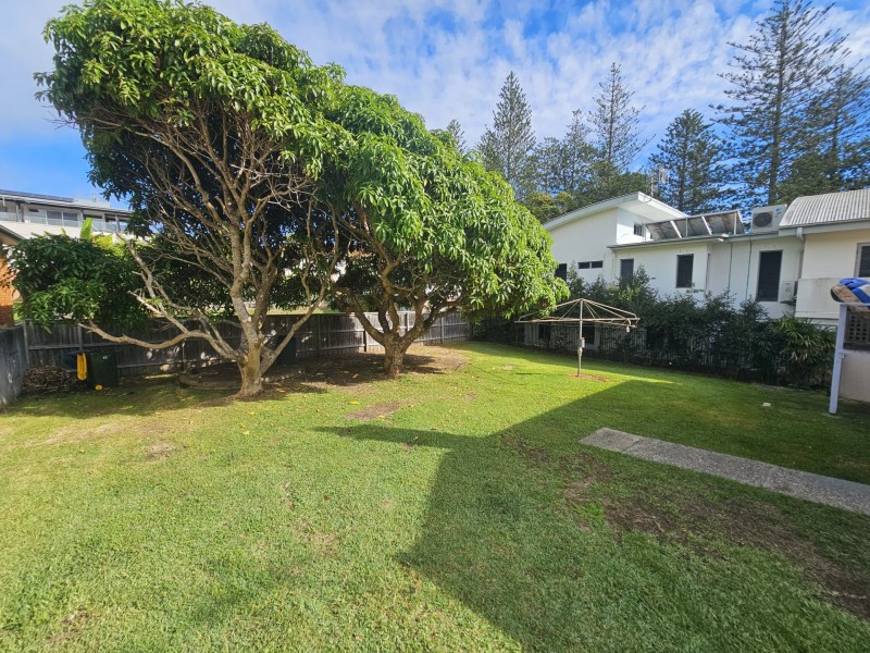 3 Albert Street, Black Head NSW 2430