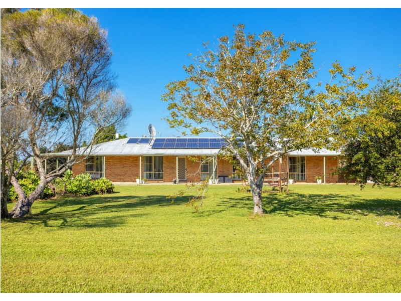 8 Clovernook Drive, Cundletown NSW 2430