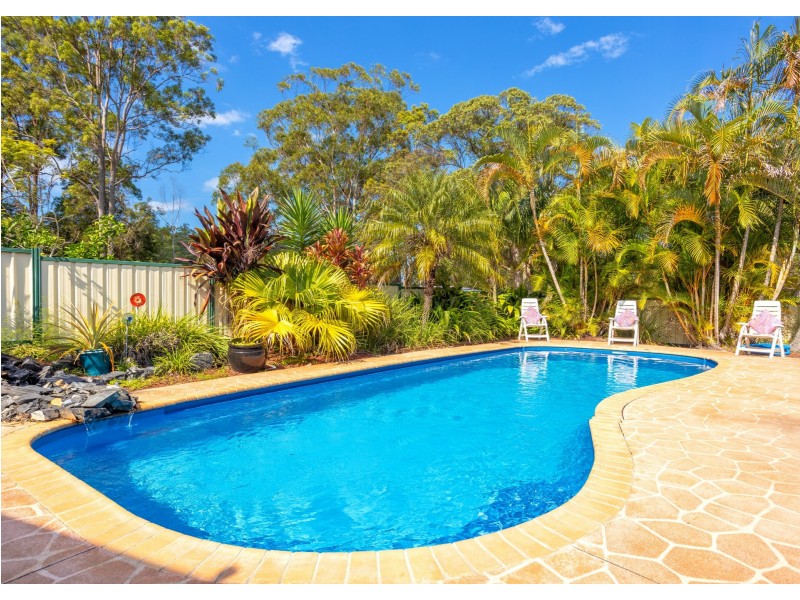 34 Warwiba Road, Old Bar NSW 2430