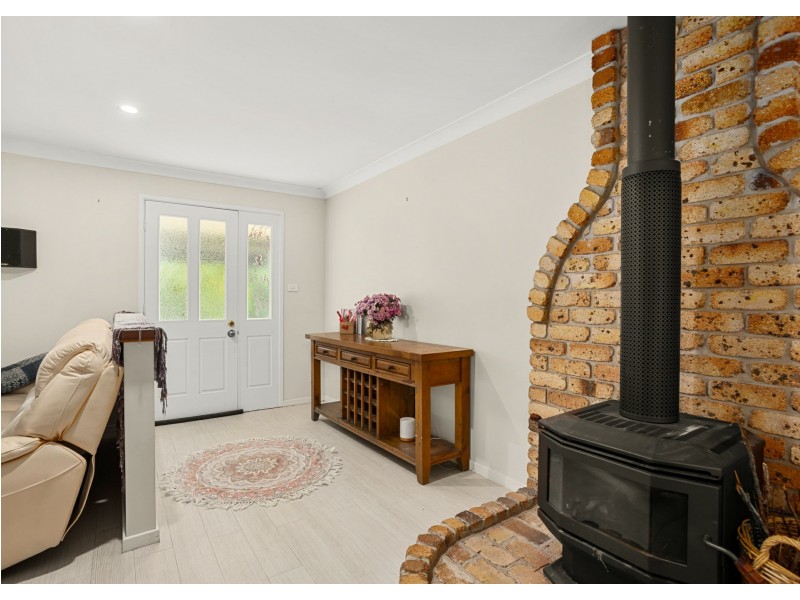 34 Warwiba Road, Old Bar NSW 2430