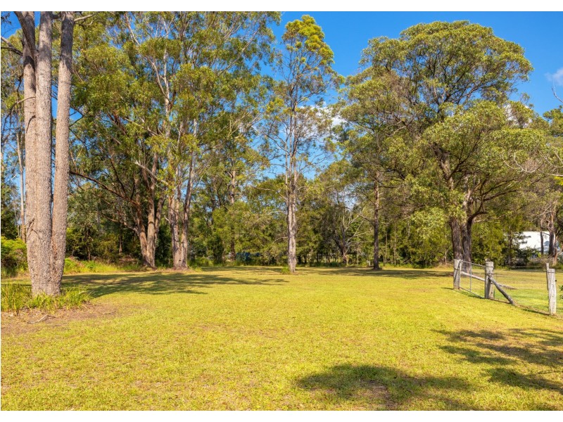 34 Warwiba Road, Old Bar NSW 2430