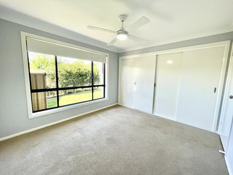 Unit 2/13 Yellowfin Avenue, Old Bar NSW 2430