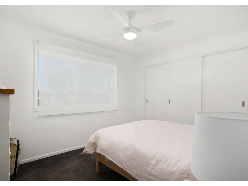 1/6 Osprey Avenue, Old Bar NSW 2430