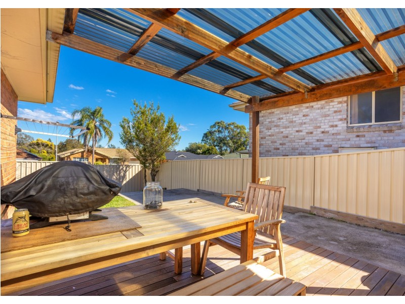 1/6 Osprey Avenue, Old Bar NSW 2430
