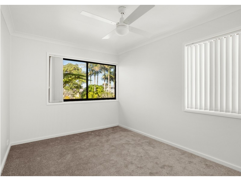 17 Old Bar Road, Old Bar NSW 2430