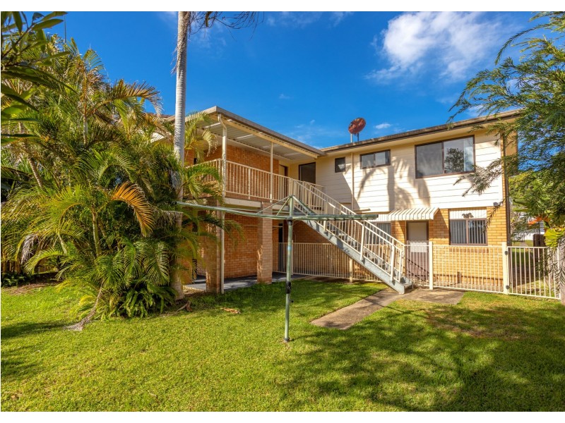 17 Old Bar Road, Old Bar NSW 2430