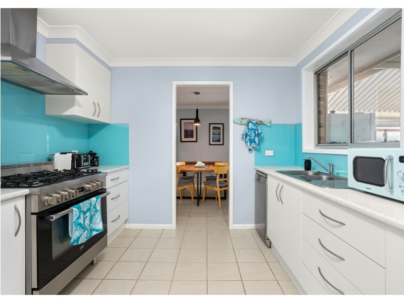43 Richardson Street, Old Bar NSW 2430