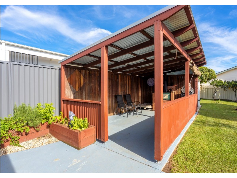 43 Richardson Street, Old Bar NSW 2430
