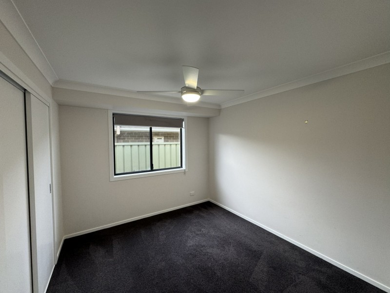 84 Albatross Way, Old Bar NSW 2430