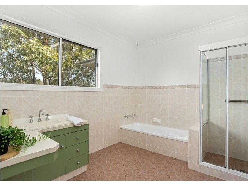 169 Cowans Lane, Oxley Island NSW 2430