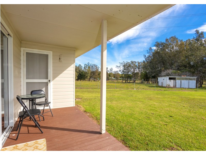 169 Cowans Lane, Oxley Island NSW 2430