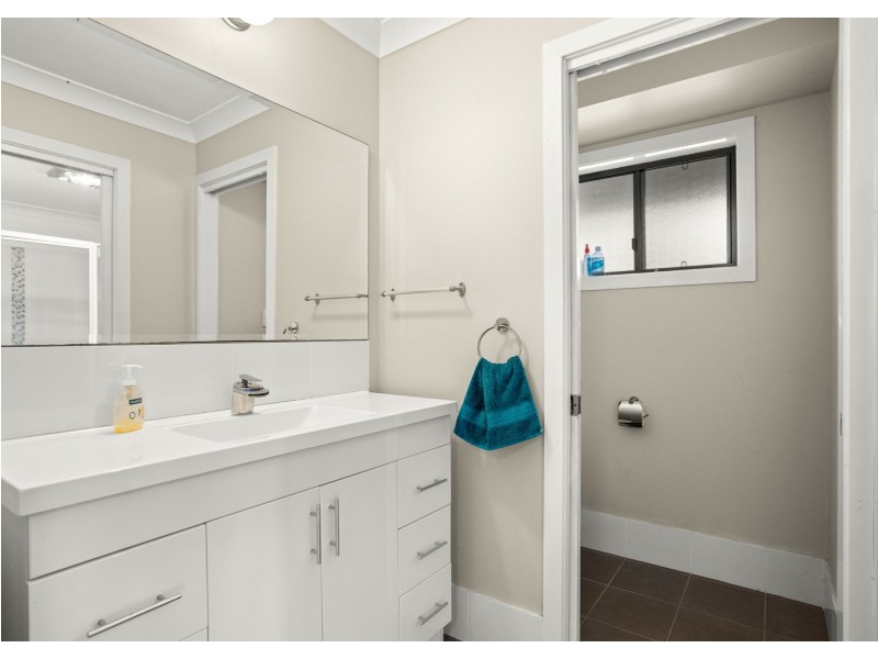 39 South Heron Road, Old Bar NSW 2430