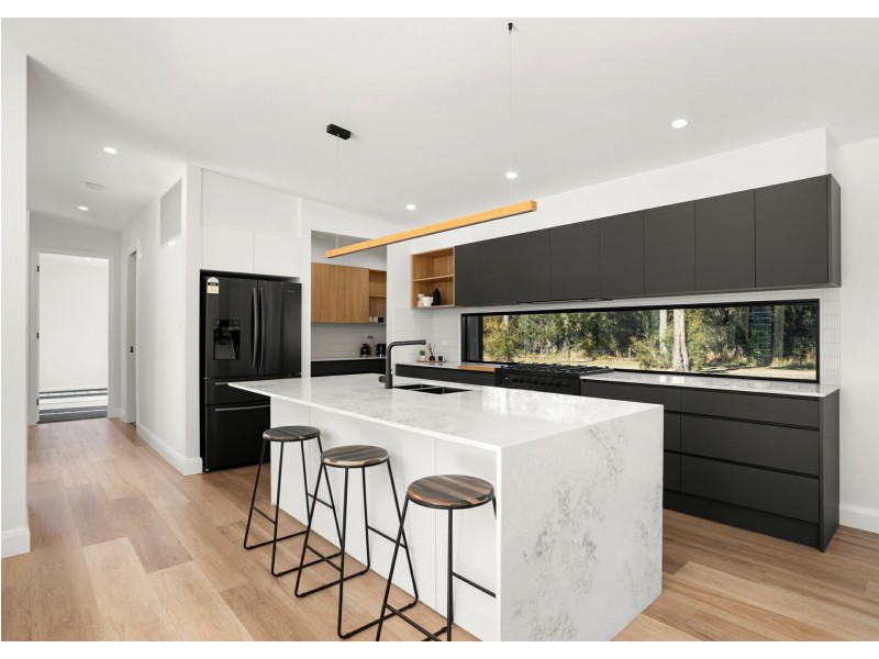 124 Heron Road, Old Bar NSW 2430