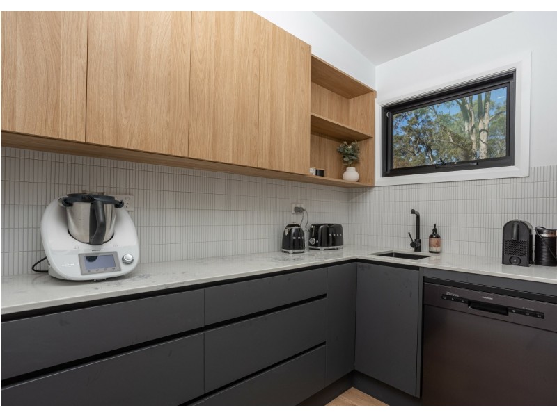124 Heron Road, Old Bar NSW 2430