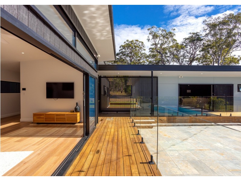 124 Heron Road, Old Bar NSW 2430