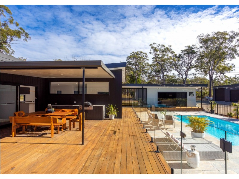 124 Heron Road, Old Bar NSW 2430