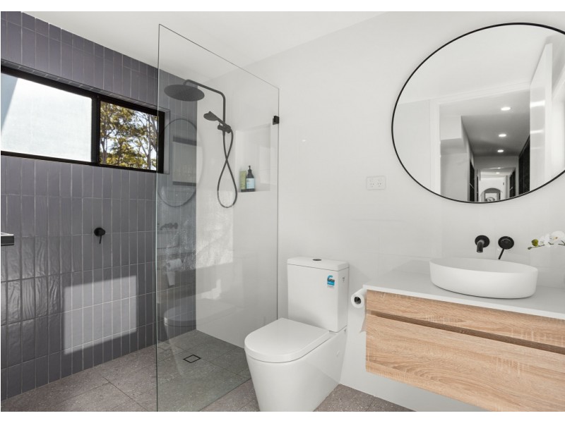 124 Heron Road, Old Bar NSW 2430