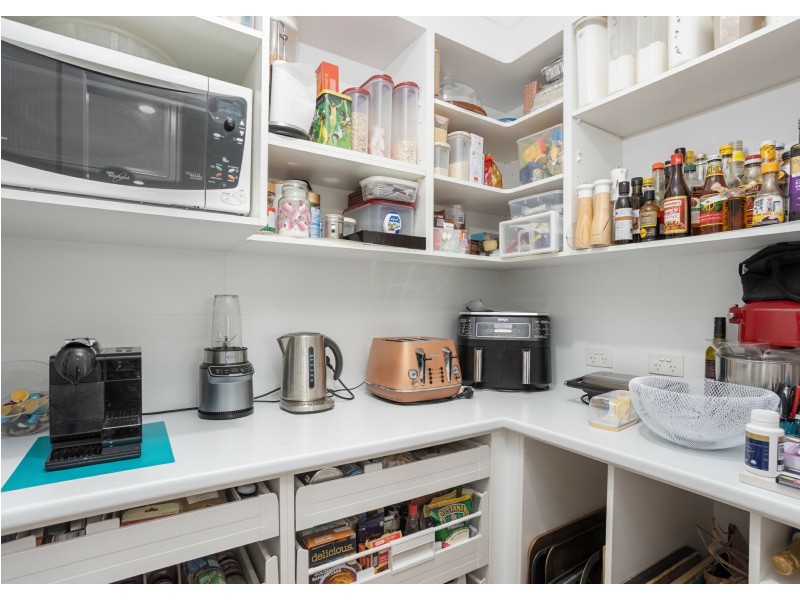 68 Albatross Way, Old Bar NSW 2430