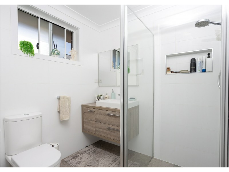 68 Albatross Way, Old Bar NSW 2430