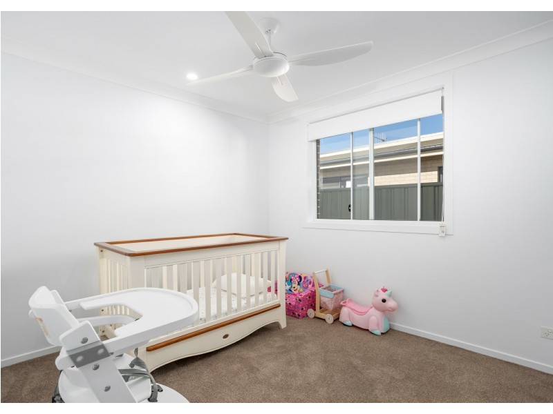68 Albatross Way, Old Bar NSW 2430