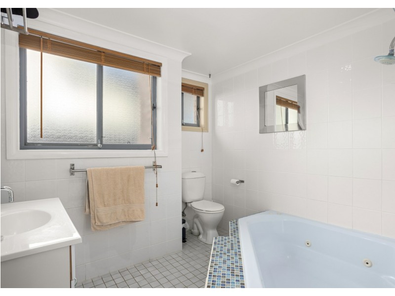 38 Ocean Drive, Wallabi Point NSW 2430