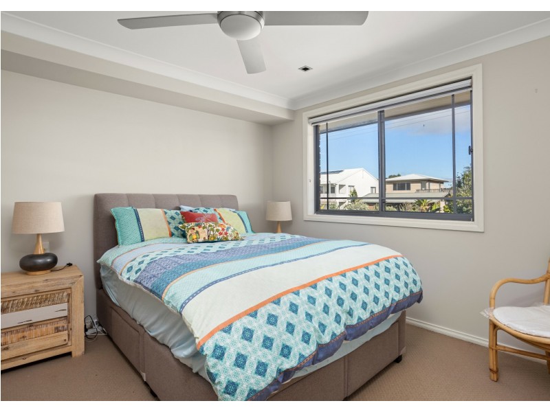 38 Ocean Drive, Wallabi Point NSW 2430