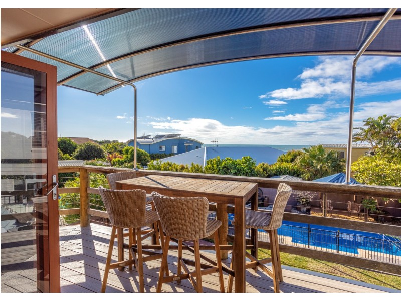 38 Ocean Drive, Wallabi Point NSW 2430